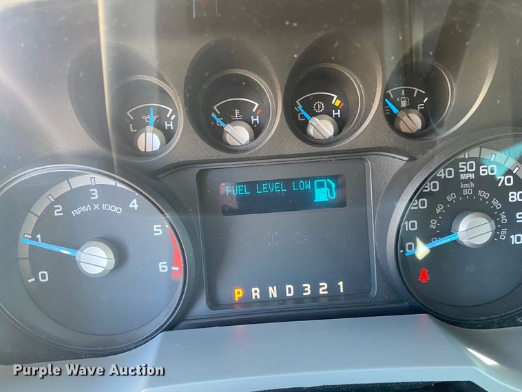 image for item JN9217 2016 Ford F550 Super Duty XL  flatbed truck