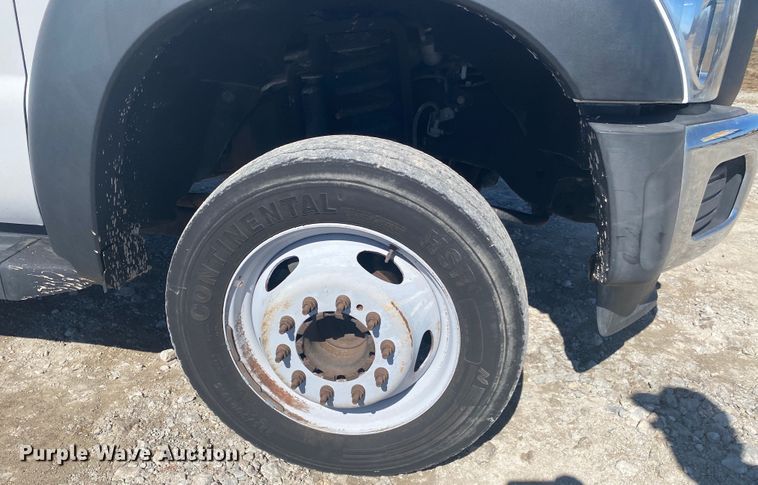 image for item JN9217 2016 Ford F550 Super Duty XL  flatbed truck