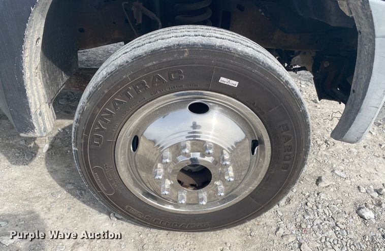 image for item JN9231 2007 Ford F550 Super Duty XL  flatbed truck