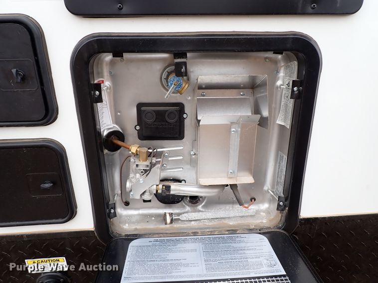 image for item JO9675 2022 Genesis Supreme 40CRXL  toy hauler camper