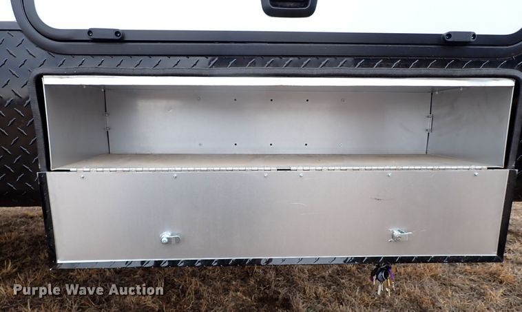 image for item JO9675 2022 Genesis Supreme 40CRXL  toy hauler camper