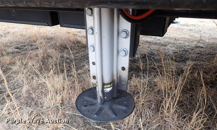 image for item JO9675 2022 Genesis Supreme 40CRXL  toy hauler camper