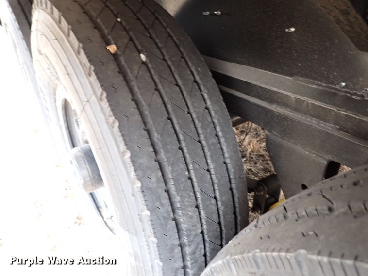 image for item JO9675 2022 Genesis Supreme 40CRXL  toy hauler camper