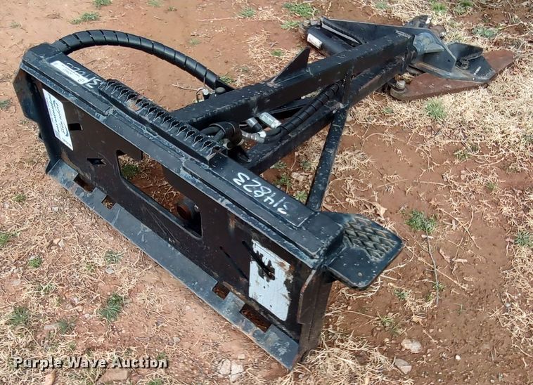 image for item JO9682 2017 Sidney skid steer tree shear