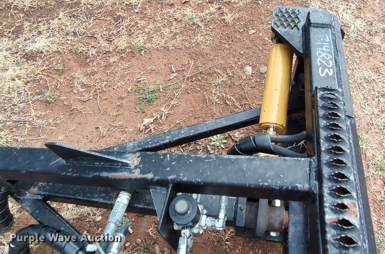 image for item JO9682 2017 Sidney skid steer tree shear