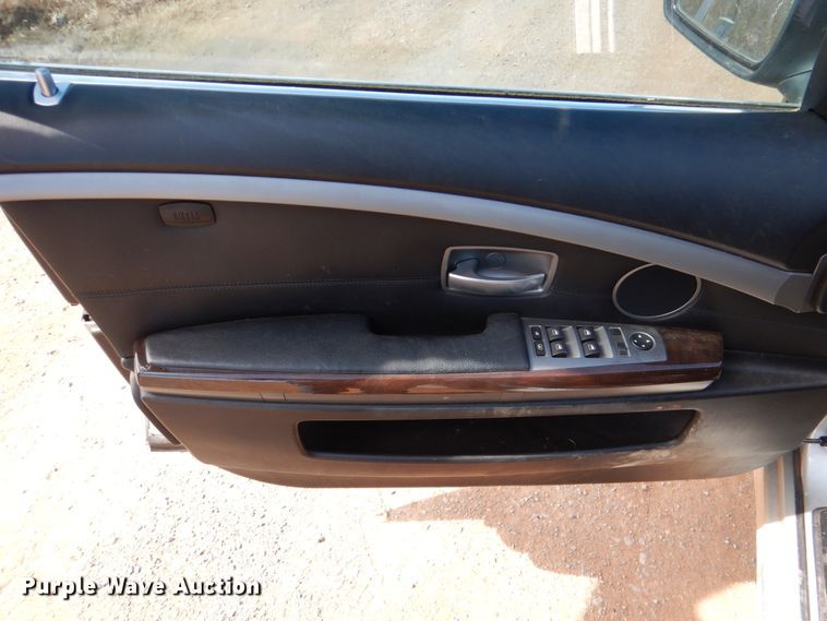 image for item JS9663 2008 BMW 750LI