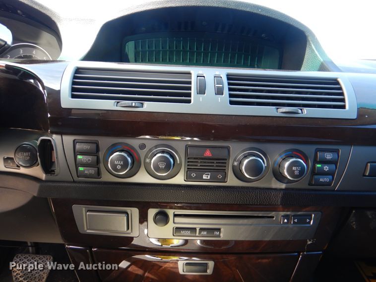 image for item JS9663 2008 BMW 750LI