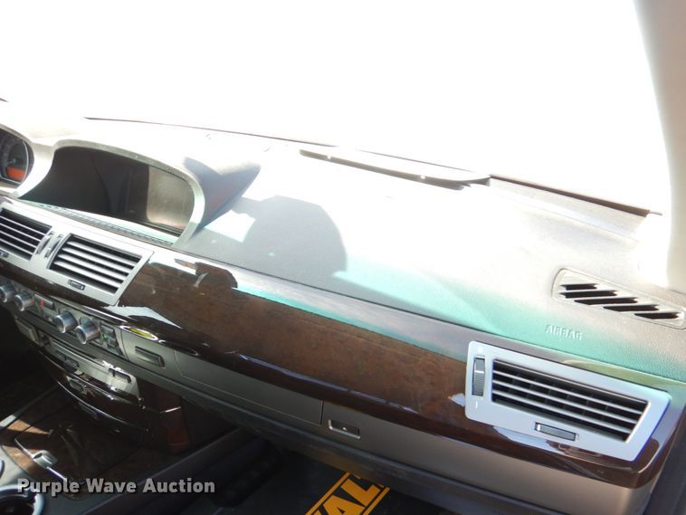 image for item JS9663 2008 BMW 750LI