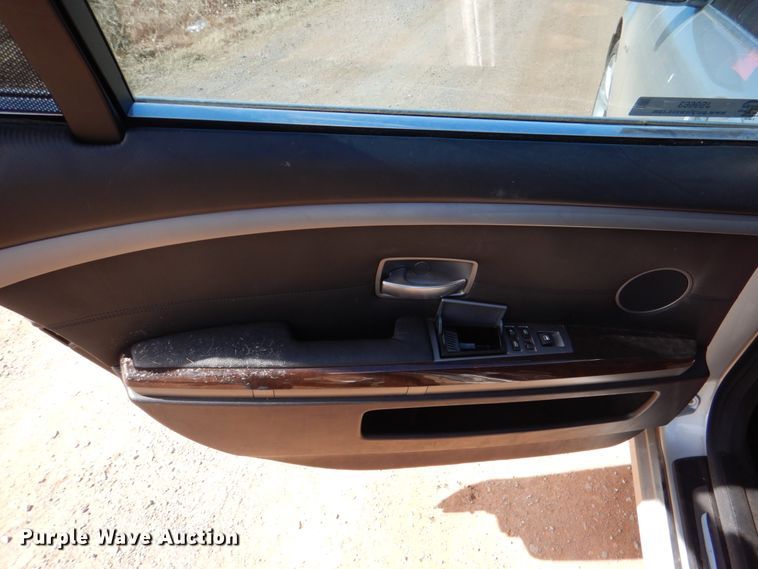 image for item JS9663 2008 BMW 750LI