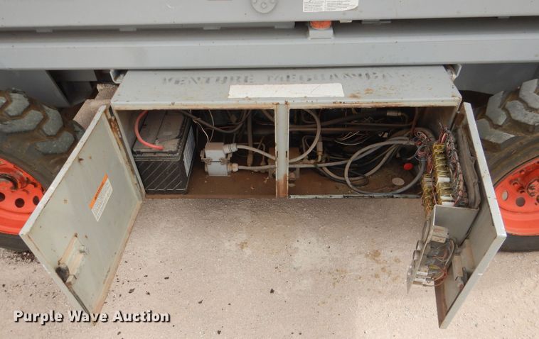 image for item KC9788 1998 Sky Jack SJ-7027  scissor lift