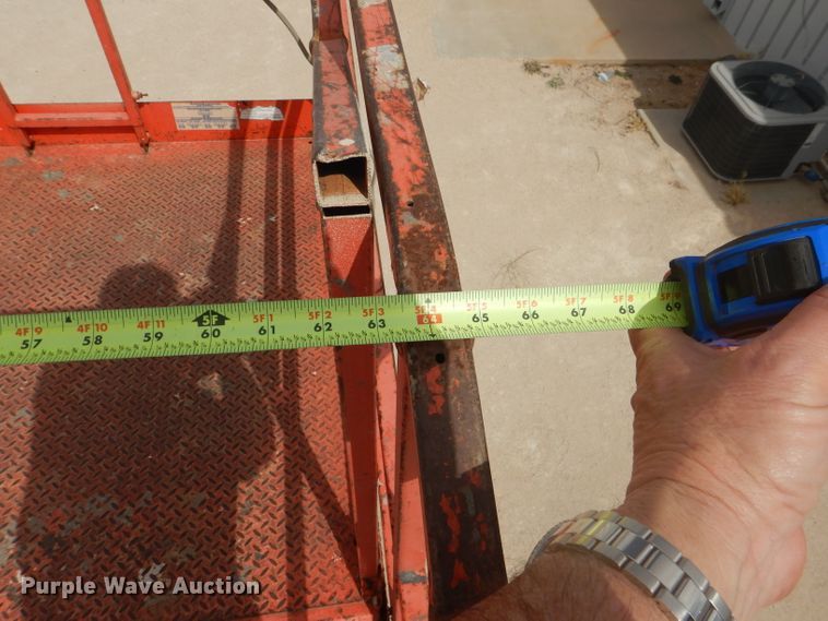 image for item KC9788 1998 Sky Jack SJ-7027  scissor lift