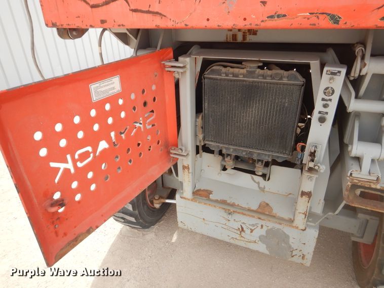 image for item KC9788 1998 Sky Jack SJ-7027  scissor lift