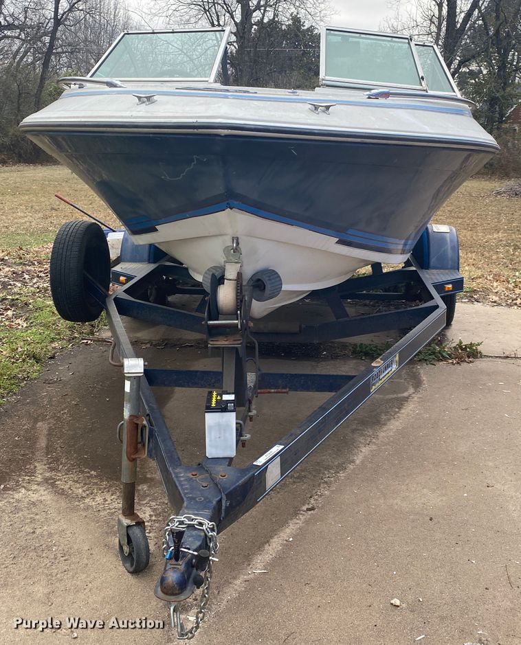 image for item KE9444 1987 Four Winns  boat