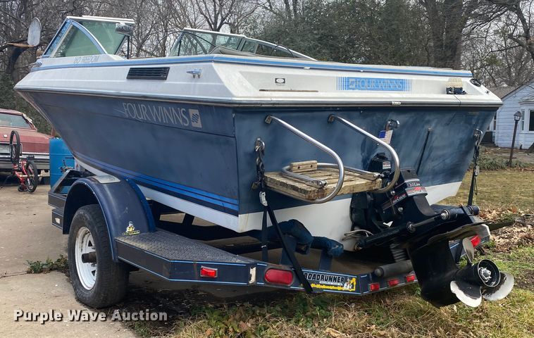 image for item KE9444 1987 Four Winns  boat