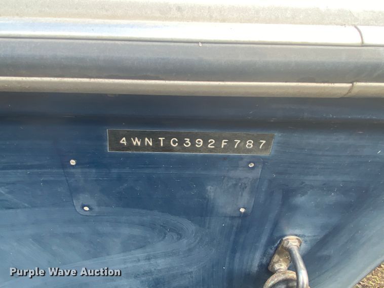 image for item KE9444 1987 Four Winns  boat