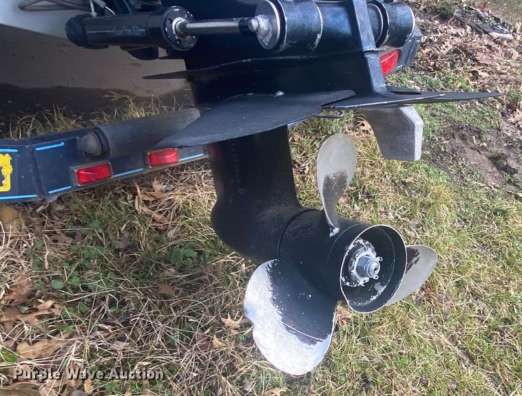 image for item KE9444 1987 Four Winns  boat