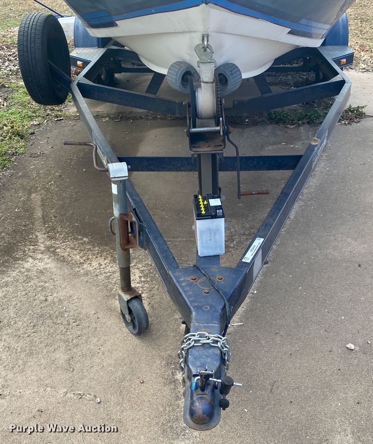 image for item KE9444 1987 Four Winns  boat