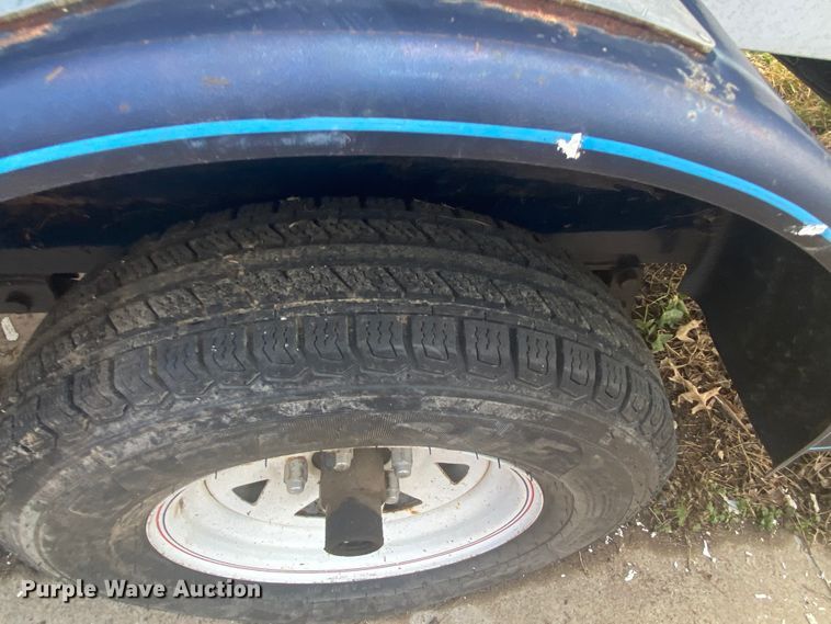 image for item KE9444 1987 Four Winns  boat