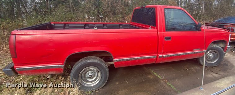 image for item KE9445 1994 Chevrolet C1500  pickup truck