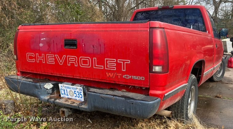 image for item KE9445 1994 Chevrolet C1500  pickup truck