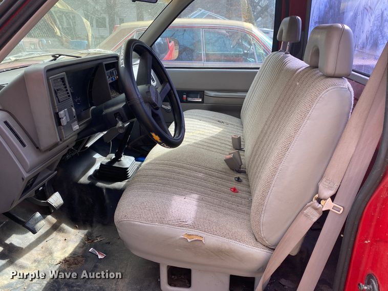 image for item KE9445 1994 Chevrolet C1500  pickup truck