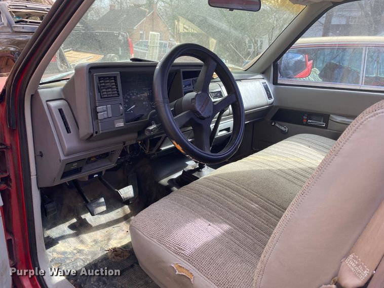 image for item KE9445 1994 Chevrolet C1500  pickup truck