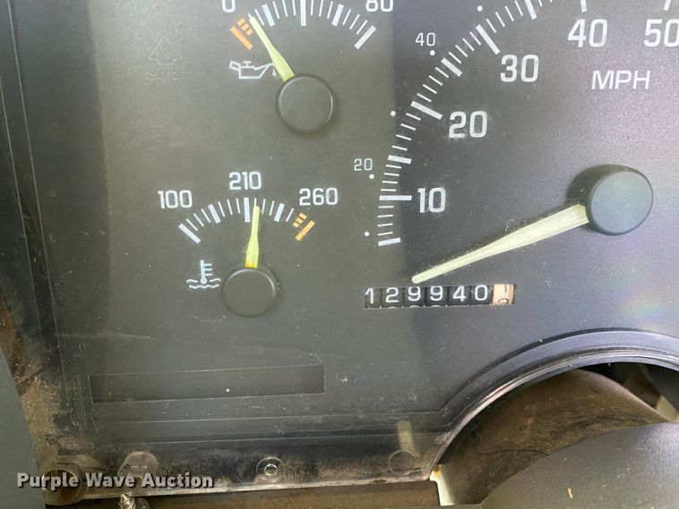 image for item KE9445 1994 Chevrolet C1500  pickup truck