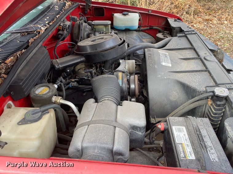 image for item KE9445 1994 Chevrolet C1500  pickup truck