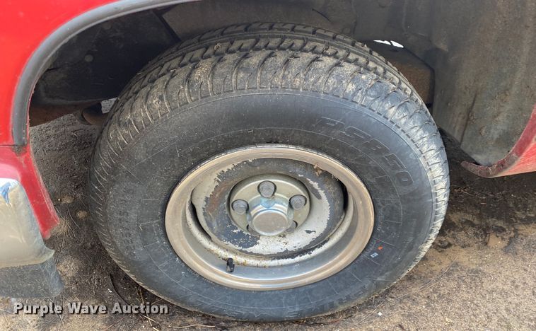 image for item KE9445 1994 Chevrolet C1500  pickup truck