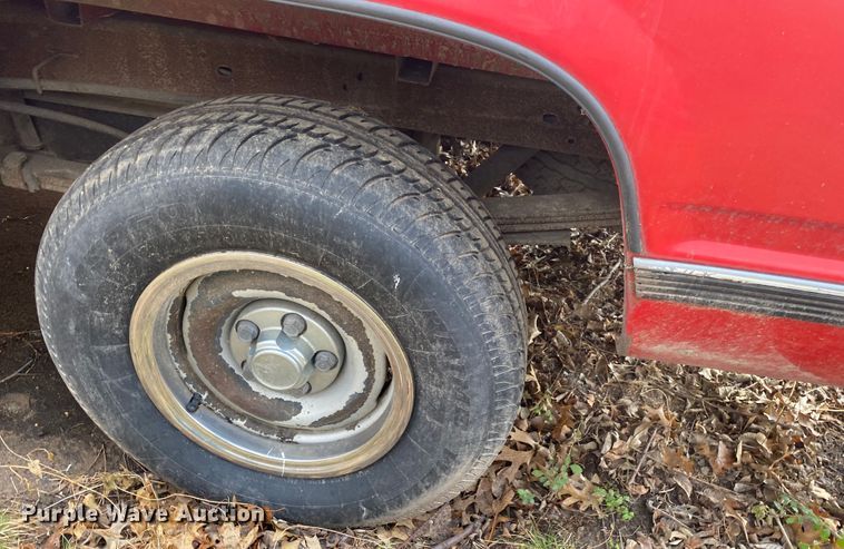 image for item KE9445 1994 Chevrolet C1500  pickup truck