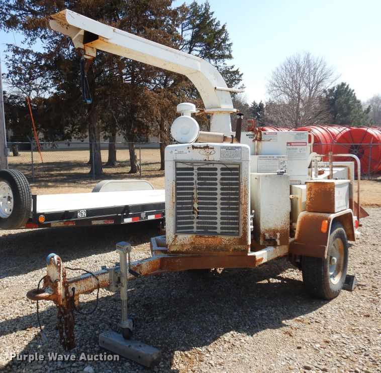 image for item KJ9579 1994 Bandit 150  wood chipper