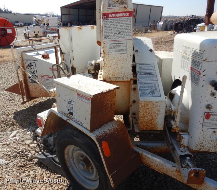 image for item KJ9579 1994 Bandit 150  wood chipper