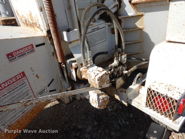 image for item KJ9579 1994 Bandit 150  wood chipper