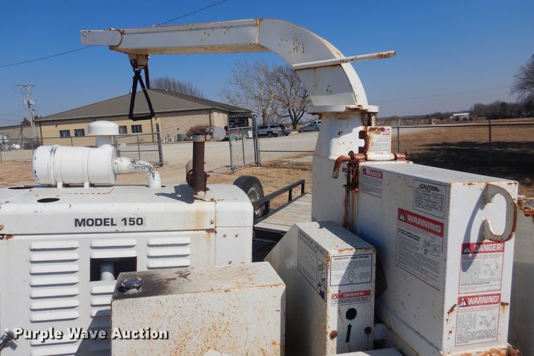 image for item KJ9579 1994 Bandit 150  wood chipper