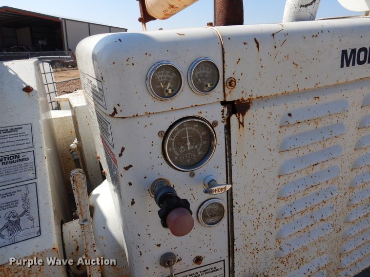 image for item KJ9579 1994 Bandit 150  wood chipper