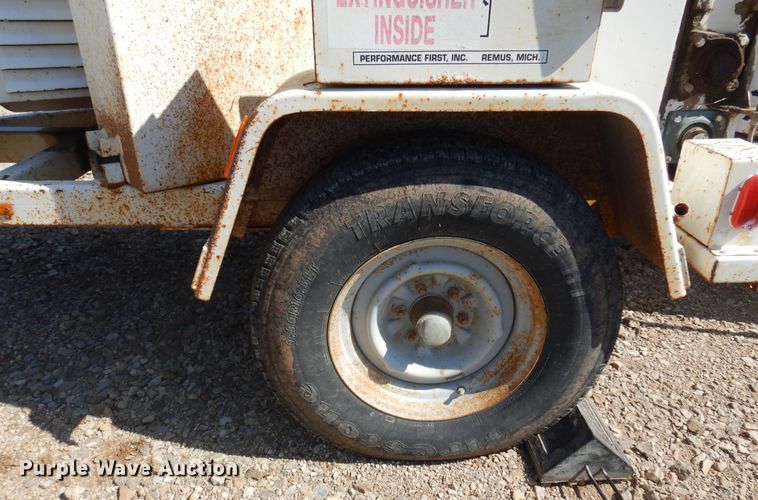 image for item KJ9579 1994 Bandit 150  wood chipper