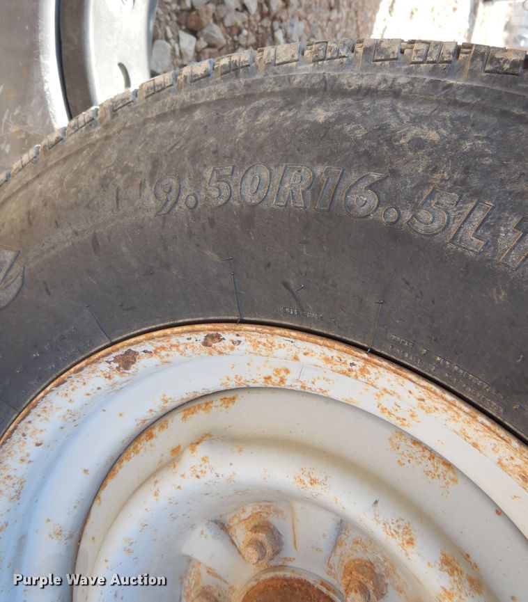 image for item KJ9579 1994 Bandit 150  wood chipper