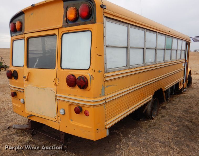 image for item LJ9796 1980 GMC Wayne Lifeguard  school bus