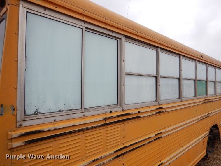 image for item LJ9796 1980 GMC Wayne Lifeguard  school bus