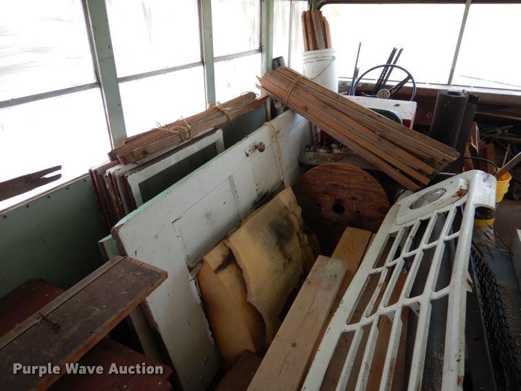 image for item LJ9796 1980 GMC Wayne Lifeguard  school bus