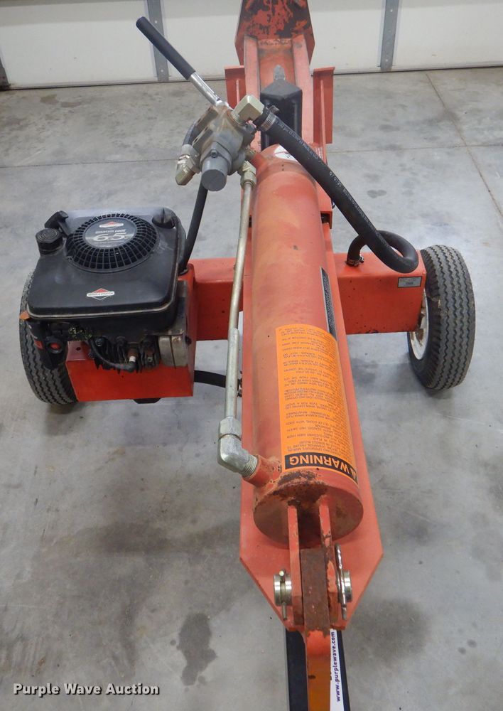 image for item LJ9801 Huskee LS401221TS  log splitter