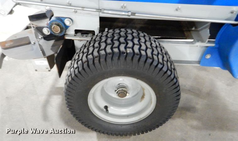 image for item MX9861 Ecolawn ECO250  spreader