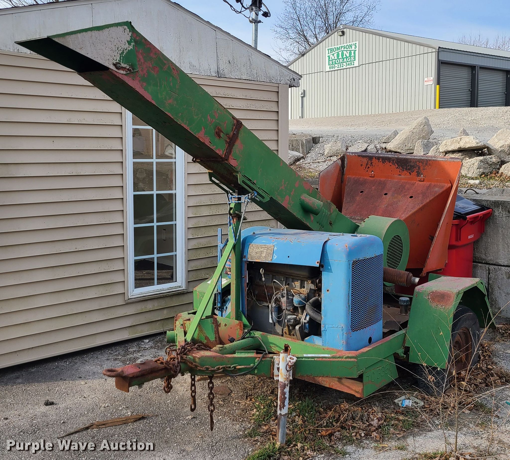 Wood chipper in Lexington, MO Item KG9627 sold Purple Wave