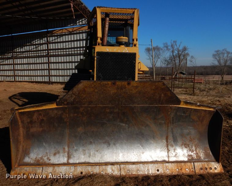 image for item DE7520 1998 Caterpillar D6M XL  dozer