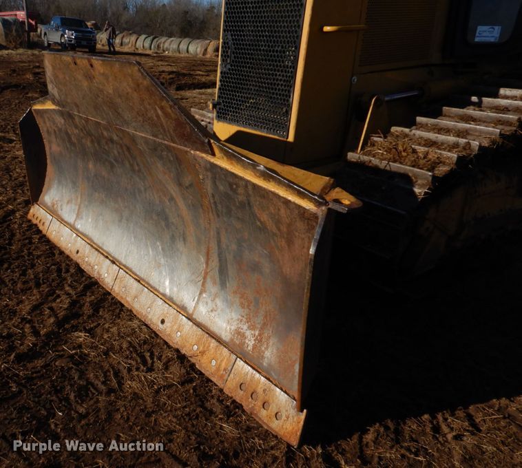 image for item DE7520 1998 Caterpillar D6M XL  dozer