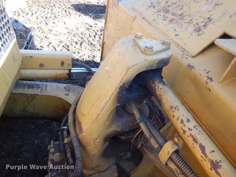 image for item DE7520 1998 Caterpillar D6M XL  dozer