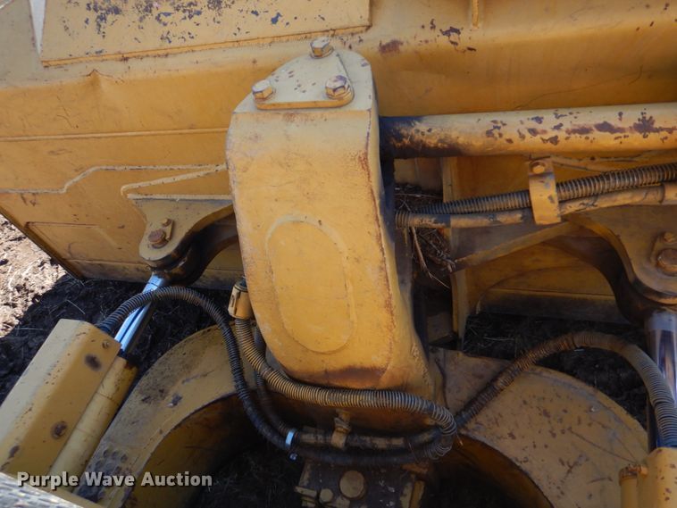 image for item DE7520 1998 Caterpillar D6M XL  dozer