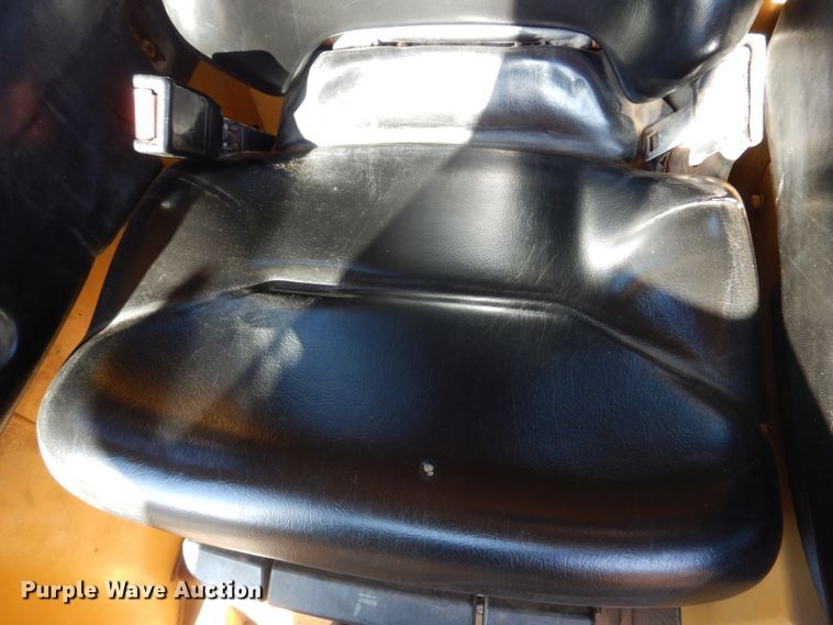 image for item DE7520 1998 Caterpillar D6M XL  dozer