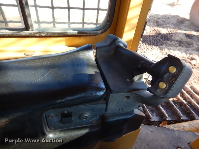 image for item DE7520 1998 Caterpillar D6M XL  dozer