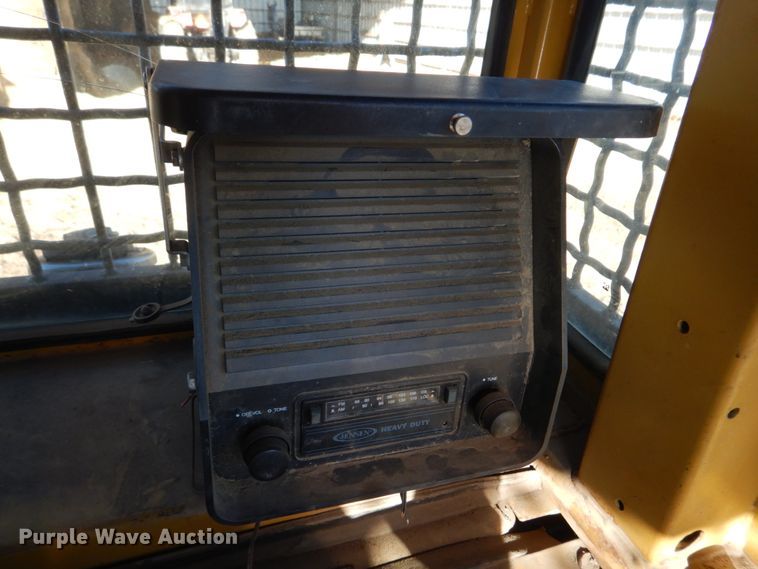 image for item DE7520 1998 Caterpillar D6M XL  dozer